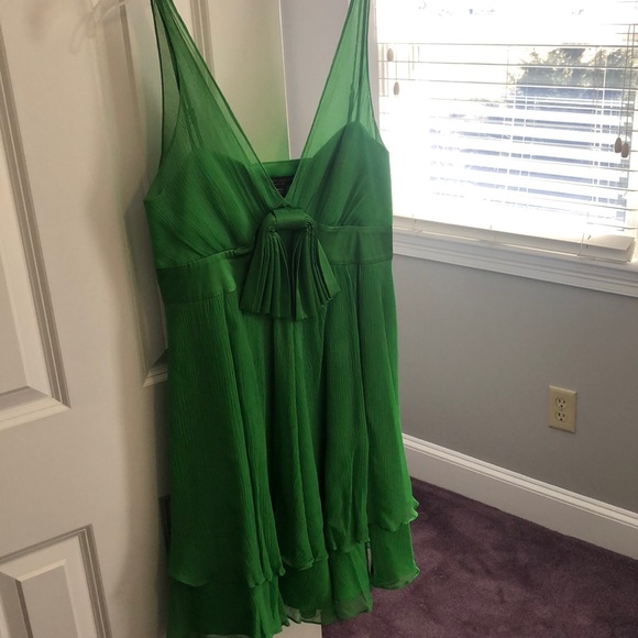 Betsey Johnson, green dress. Size 6. No damage. Betsey Johnson, green dress. Size 6. No damage.